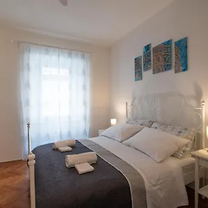 Ttapartmani , Pula Kroatië